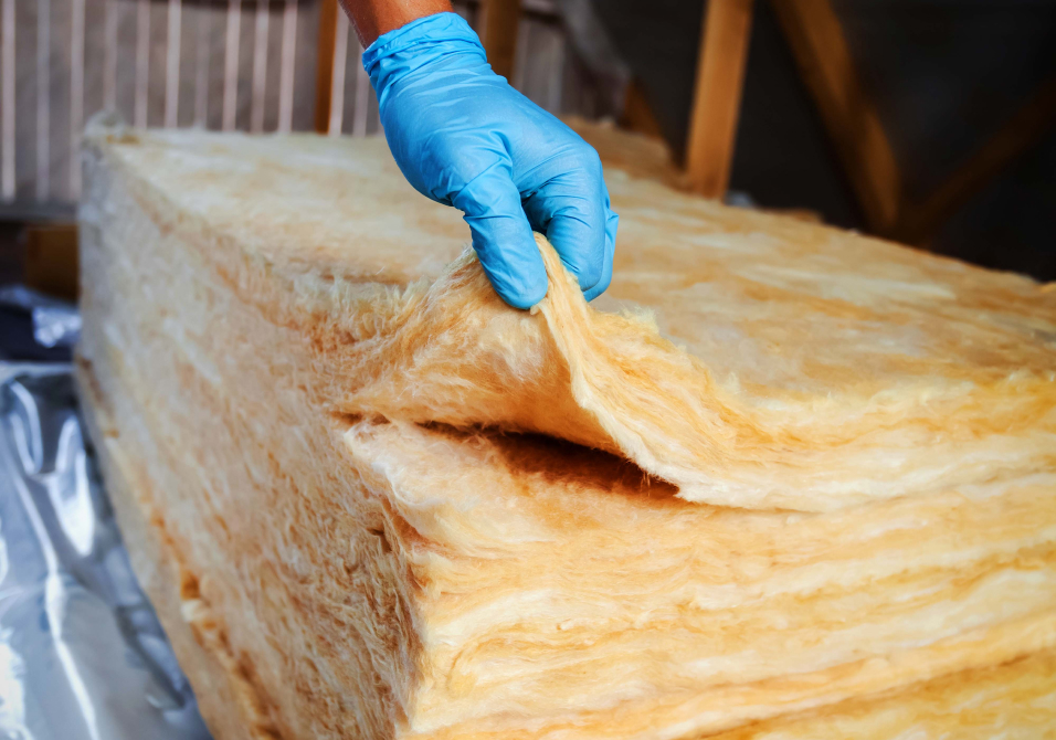 Камыш, пенопласт и минеральная вата: что выбрать?